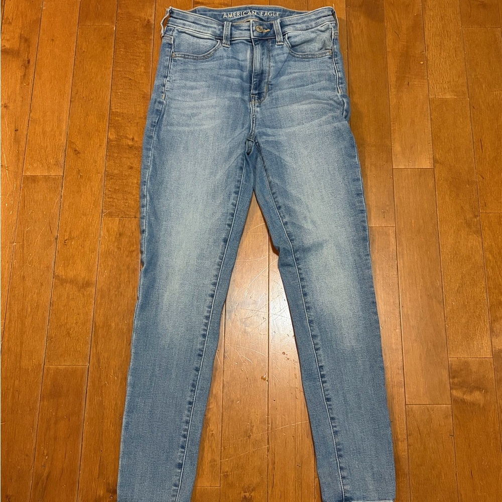 American Eagle Outfitters Women's 4 Short Super Hi-Rise Jeggings